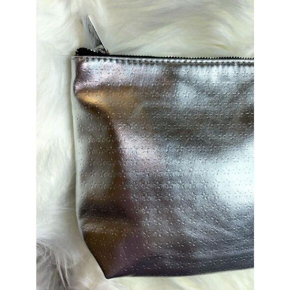 YSL Yves Saint Laurent Beaute Silver “Stars" Cosmetics/Travel Pouch Large NWT - Picture 7 of 12